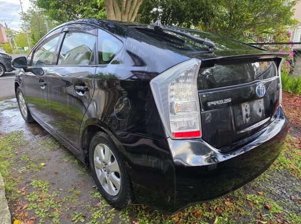 PRIUS - 2010 S selection