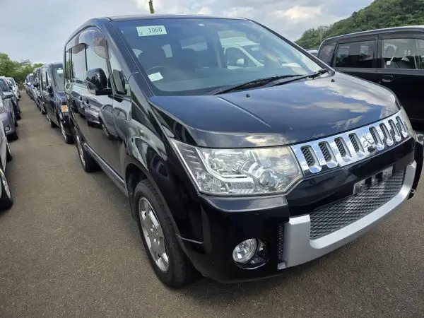 MITSUBISHI - DELICA D:5, 4WD, 2008/09