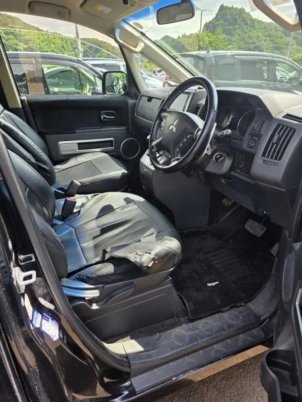 MITSUBISHI - DELICA D:5, 4WD, 2008/09