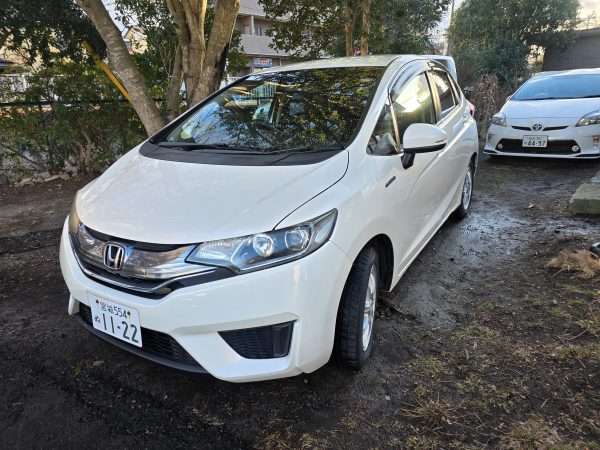 HONDA FIT HV, L Package, 5 door - 2014/04