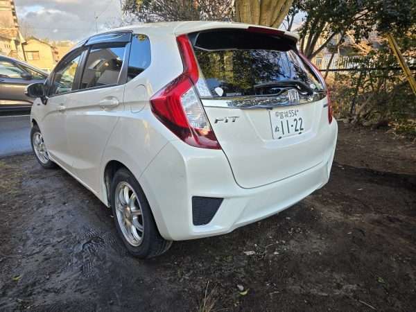 HONDA FIT HV, L Package, 5 door - 2014/04
