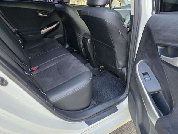 TOYOTA PRIUS PHV Plug In - 2013/04
