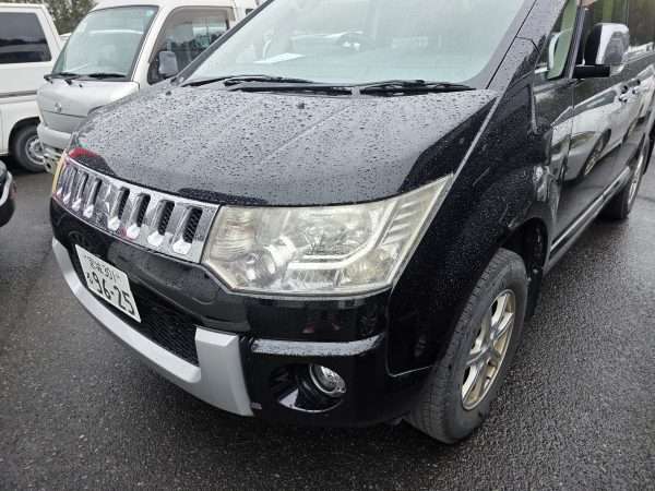 MITSUBISHI DELICA D:5, 4WD, G-Premium - 2011/10